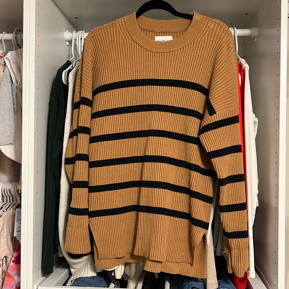 Abercrombie oversized stripped sweater small